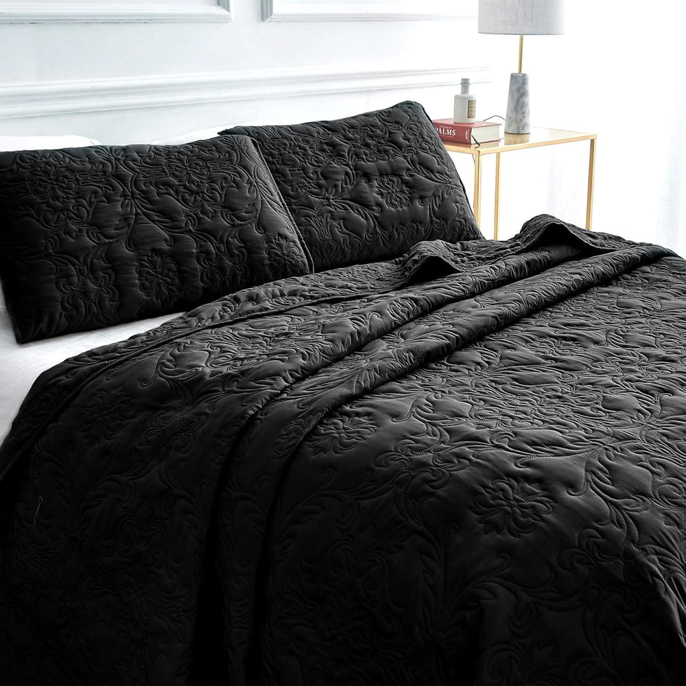 Sophia and William 3 Pieces Quilt Set Queen/Full Size with 1 Quilt and 2 Pillow Shams, Reversible Microfiber Bedding Bedspread Coverlet Set, Cozy, Lightweight and Hypoallergenic, Black